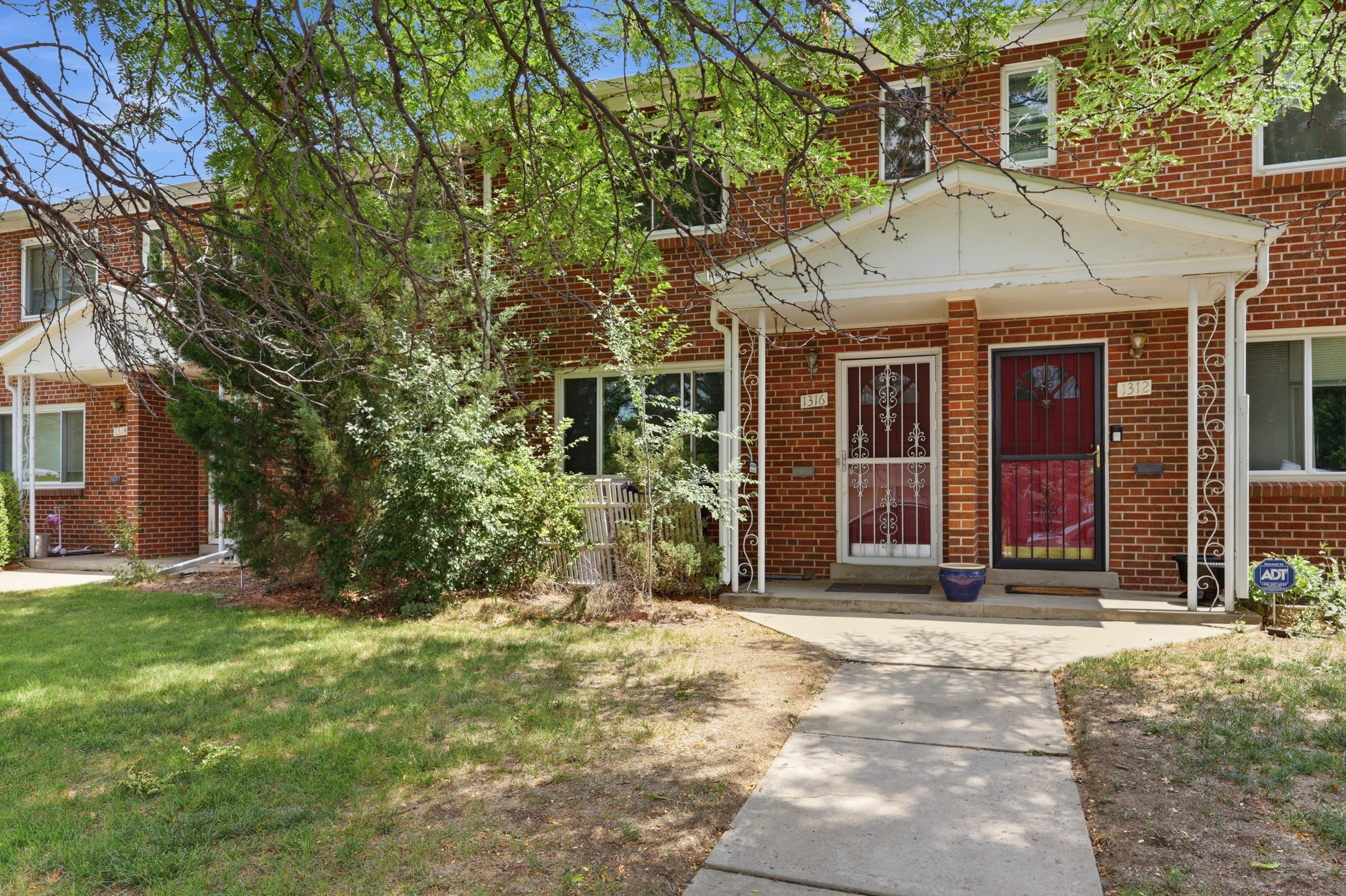 1316 Ivanhoe Street - 1