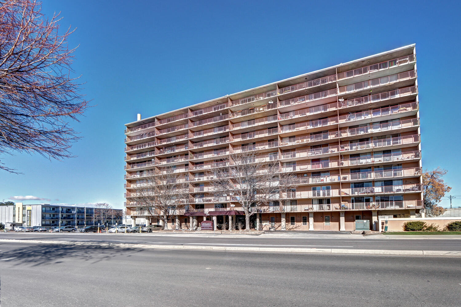 Property main image