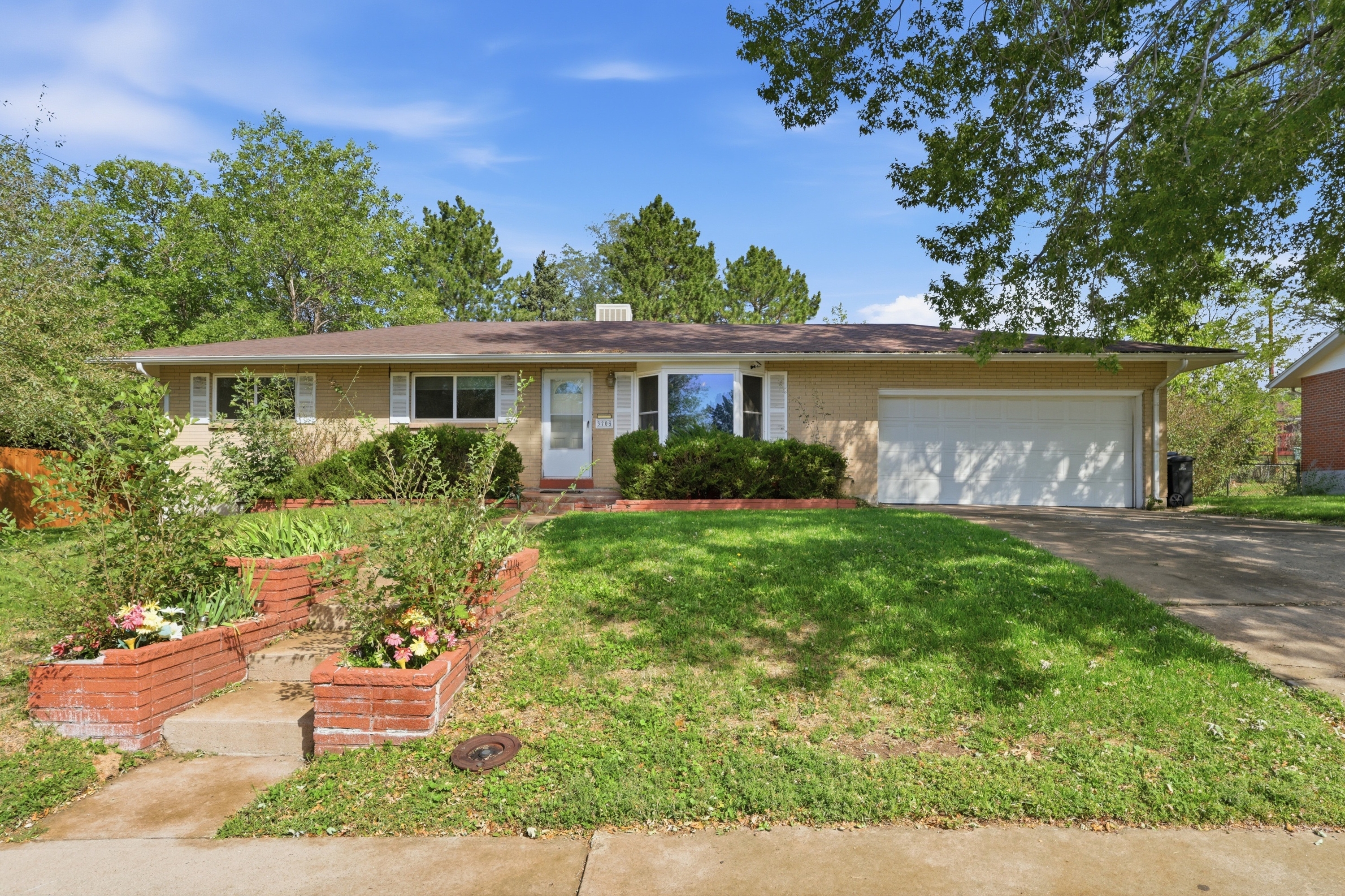3705 West Eastman Avenue